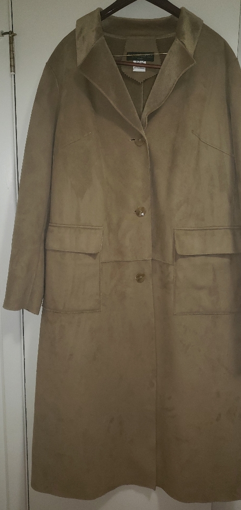 Harve Bernard 18W Trench Coat